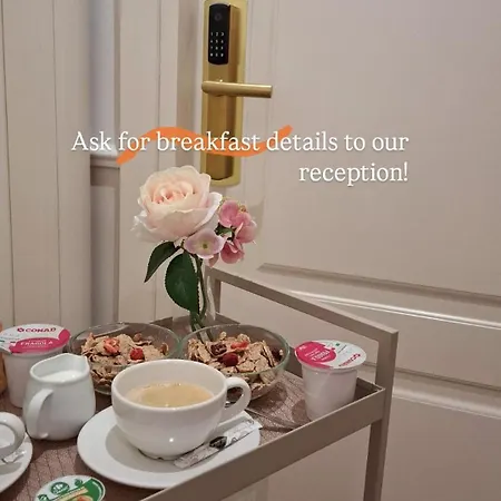 Elegant Rooms Roma - Guest House