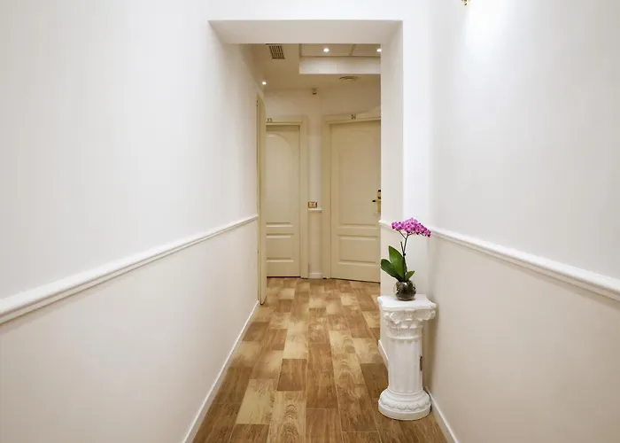 Elegant - Oda ve Kahvaltı